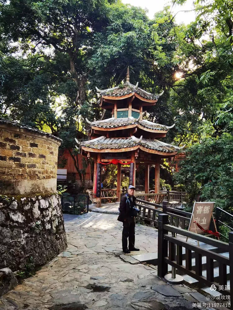 王媒婆家阿牛家刘三姐家莫府广西宜州的流河寨坐落在下视河畔,是当年